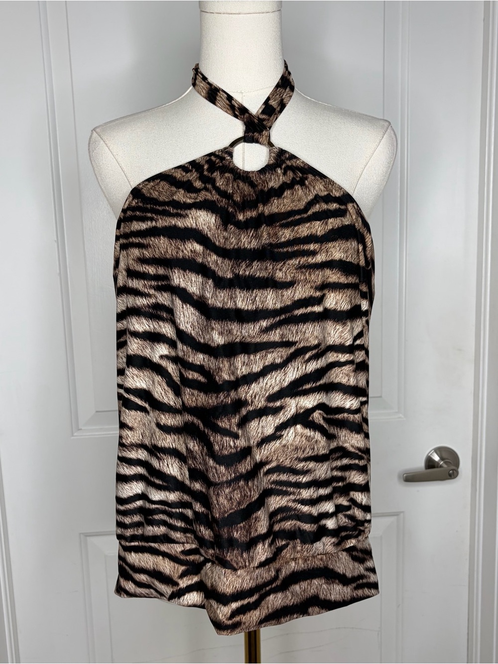 Animal Print Halter Top Built in Bra Wired Size XL Beach Summer Casual Tankini